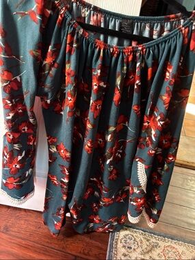 WinWin Teal A-Line Skirt with Red Floral Print